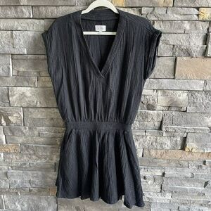 Lou Grey Women’s Black Romper Size Small‎